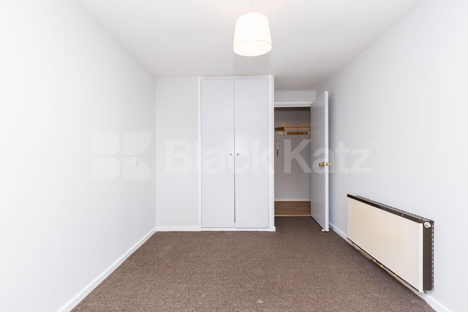 2 bedroom property with allocated parking and communal garden Riverside Close, Lee Vally Park / Upper Clapton